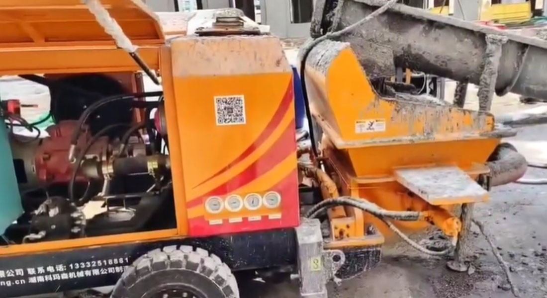 科瑪森40型發(fā)泡混凝土墻體專用泵青島施工應(yīng)用現(xiàn)場